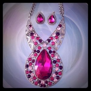 Fun costume statment necklace & earrings